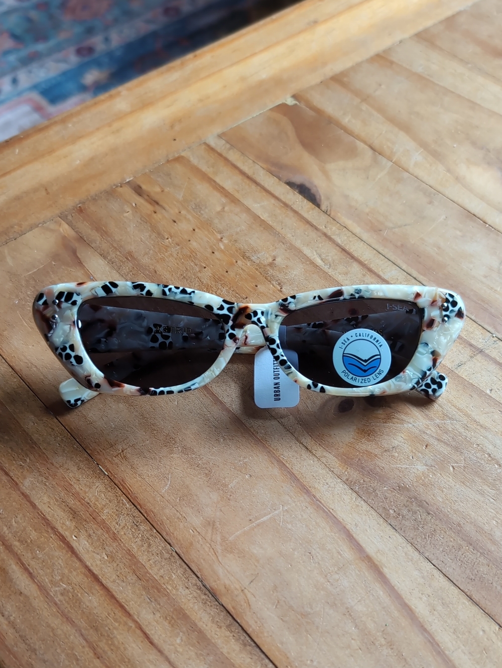 I-Sea x Urban Outfitters Sunglasses